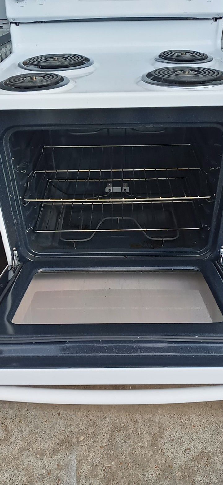 GE Stove