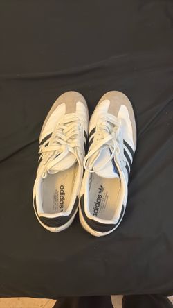 All White sambas