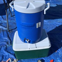 Order cooler and ice cooler each don’t need a lot