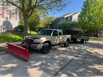 GMC  sierra HD 2(contact info removed)  220k miles