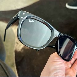 🍀New RayBans - Box, Pouch Cloth All Included 🍀