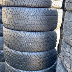 LT 275/65R20 Marca Michelin En Perfectas Condiciónes De Vida 