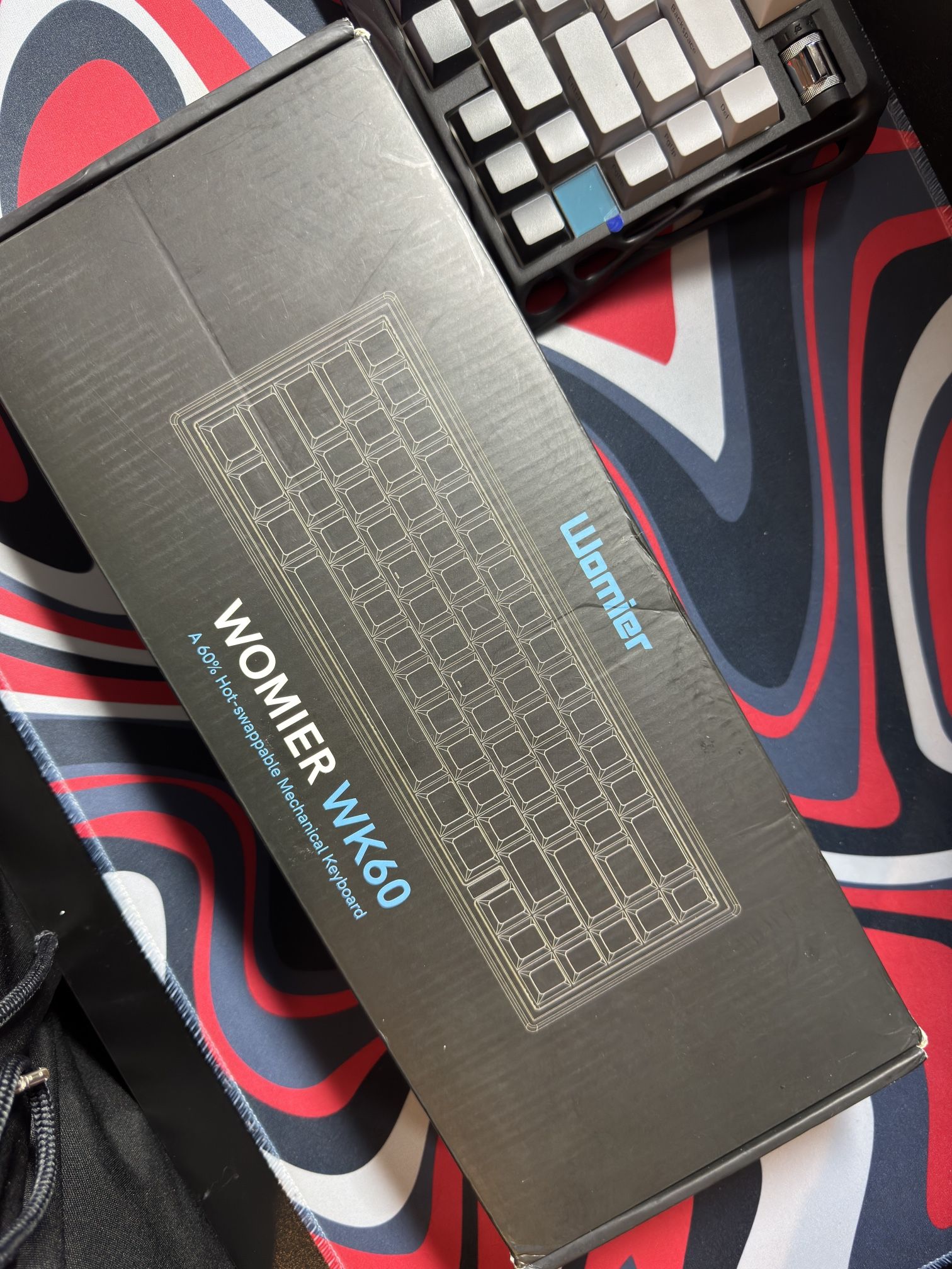 WOMIER WK60 A 60% Hot-swappable Mechanical Keyboard