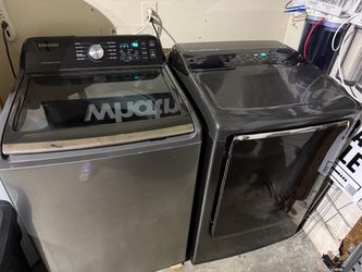 Washer and dryer set works great