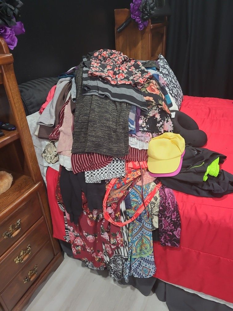 Big Sale ! Lots of FREE stuff!