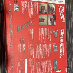 Milwaukee M18 Multi Oscillating Tool Kit With Battery New In Box