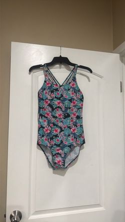 Swimsuit girl 15/16