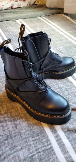 Dr. Martens Jarrick