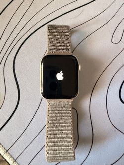 Apple Watch SE
