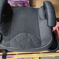 Car seat booster 
