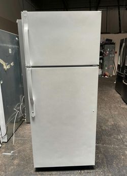 White Top Mount Refrigerator - Energy Efficient
