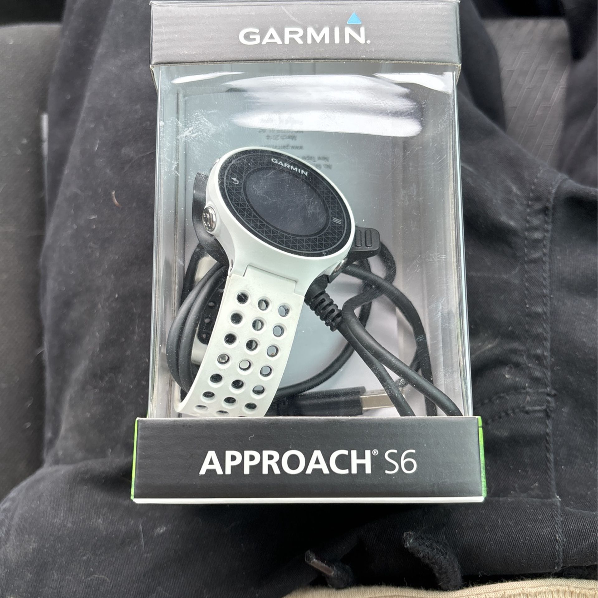 Garmin Approach S6 Golf Watch