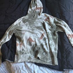 Large Camo Nike sweatshirt
