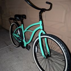 26*X2.35. SIXTHREEZERO  WOMENS BEACH CRUISER BIKE. (M). LIKE NEW 👌🏼
