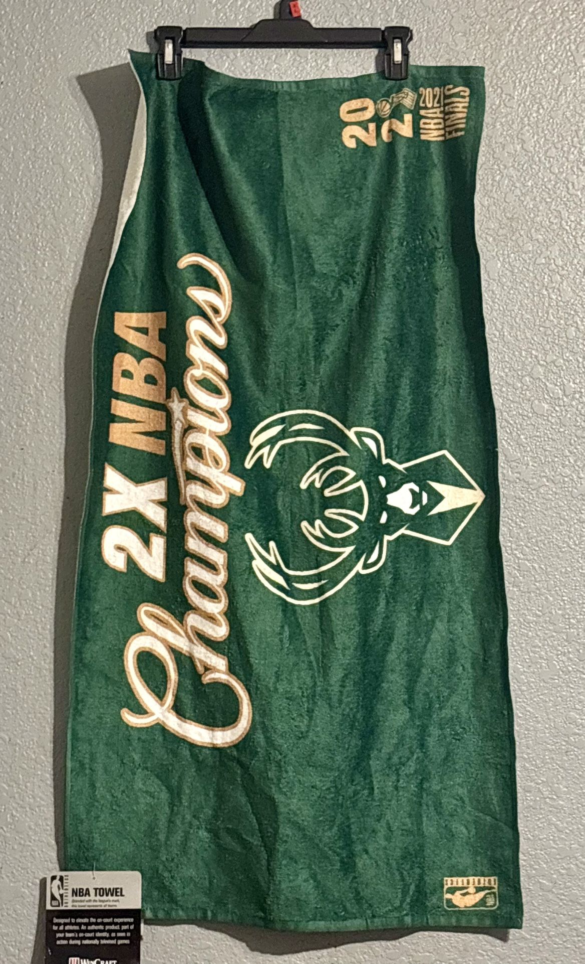 NBA Bucks 2x Champions Towel