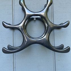 Aluminum Or Chrome 6 Bottle Wine Rack