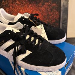 ADIDAS GAZELLE SHOES