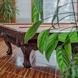 Beautifully Crafted Billiard/Pool Table With Accessories 