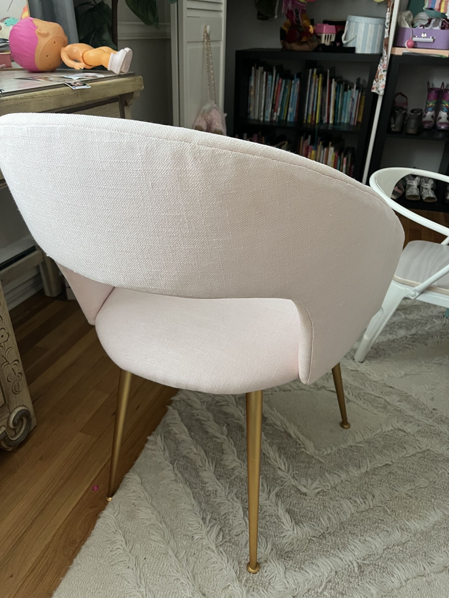 Sturdy Pastel Pink Chair 