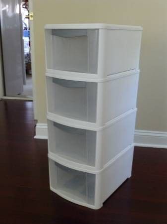 Sterilite 66 Qt. Clear View White lid tote for Sale in Katy, TX - OfferUp