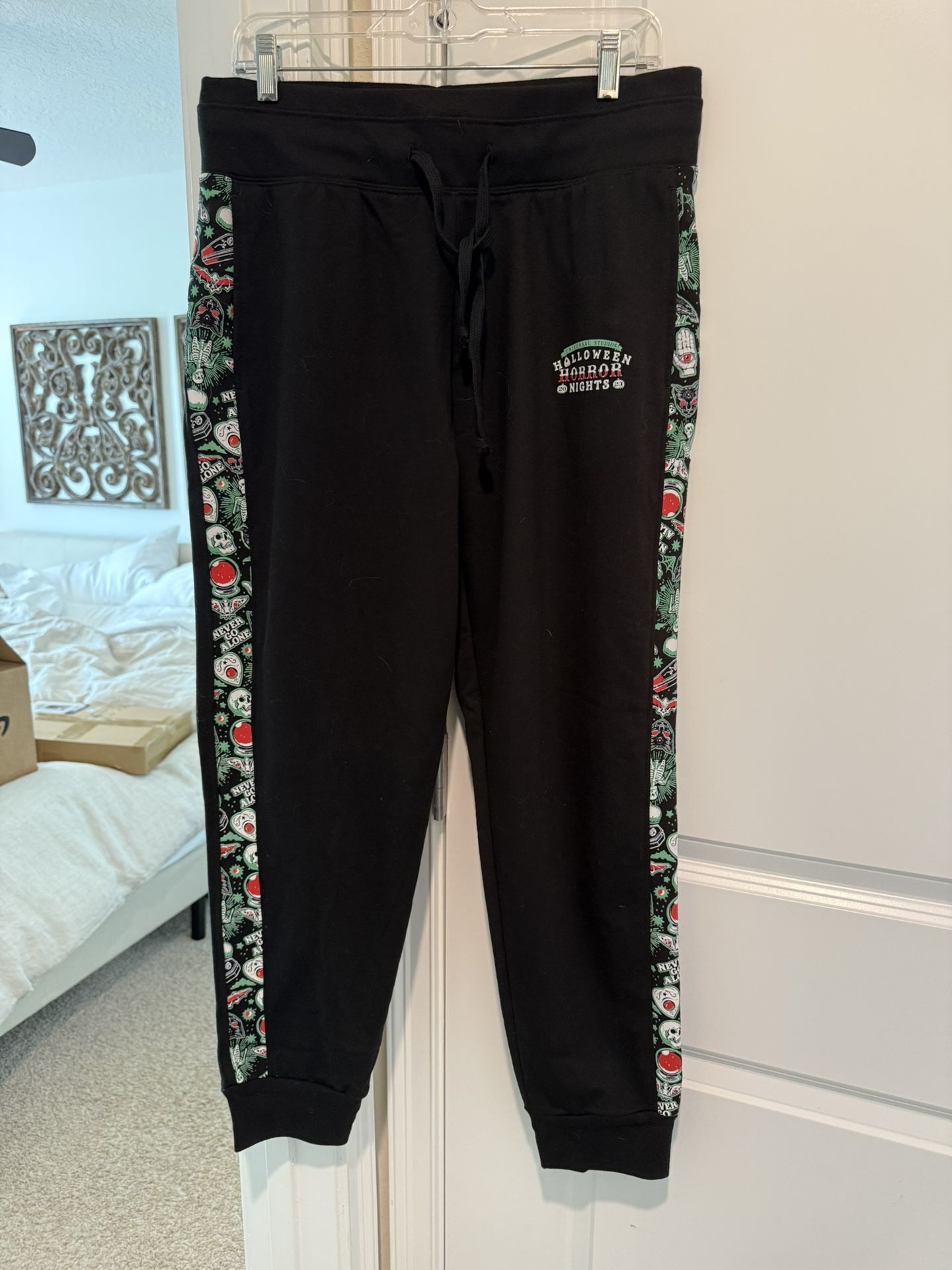 2023 Halloween Horror Night Joggers Large