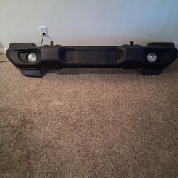 JEEP GLADIATOR STOCK FRONT BUMPER 