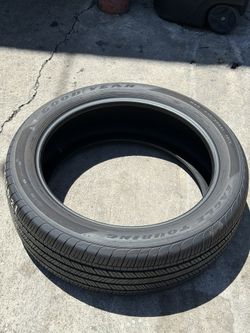 235/50R21 Goodyear Eagle Touring Used Tire 