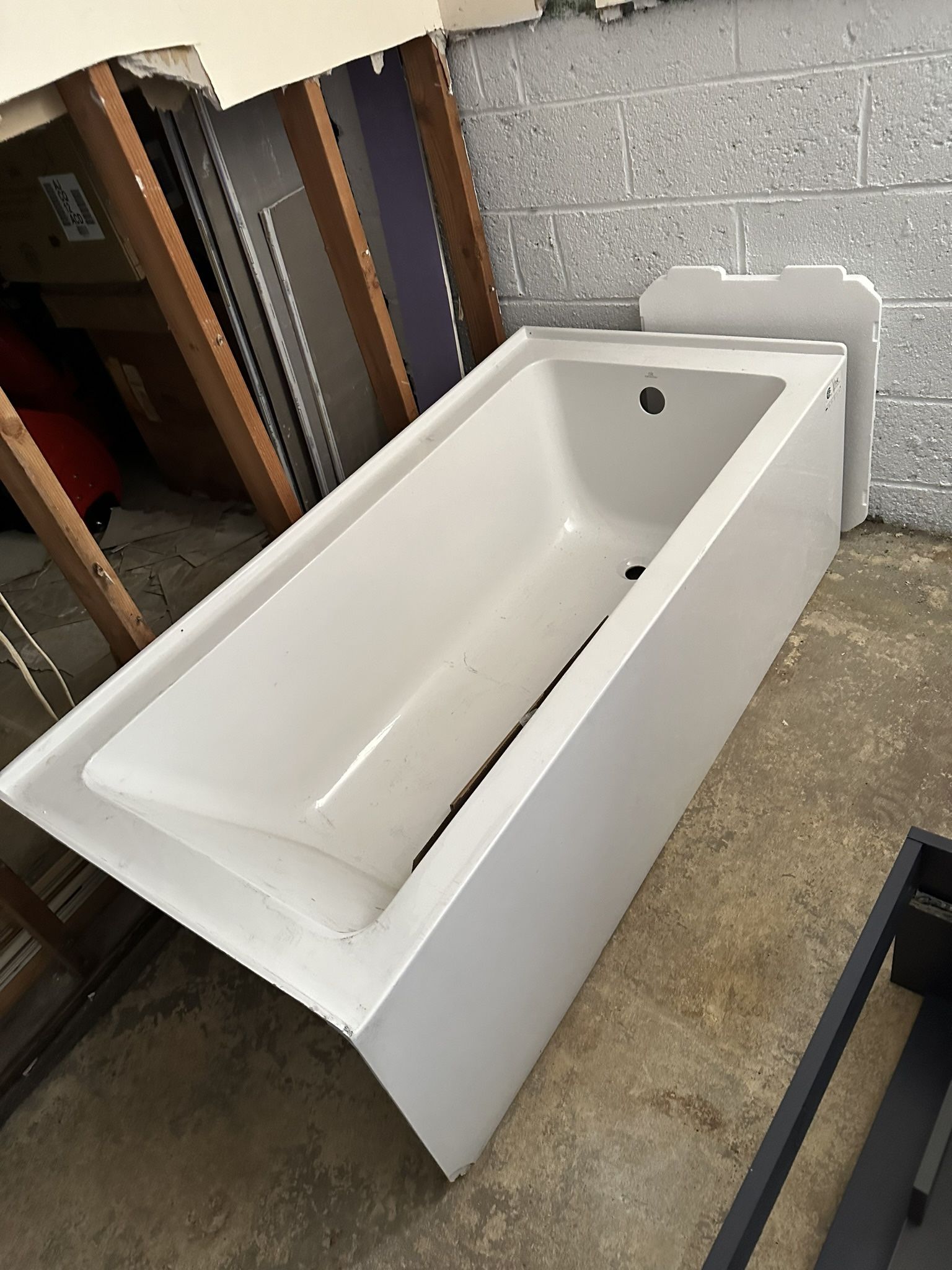 Rectangular Tub - Porcelanosa
