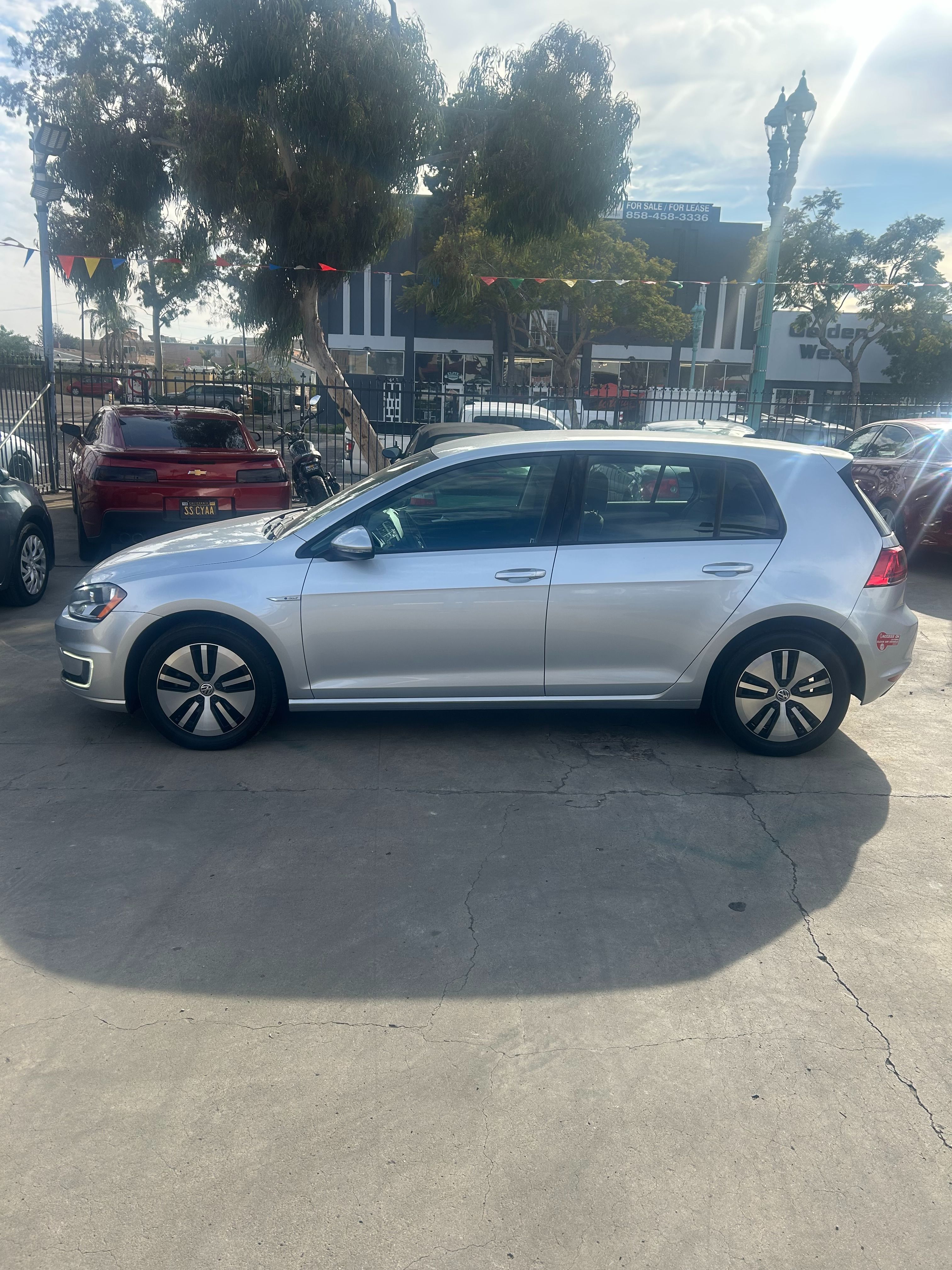 2016 Volkswagen e-Golf