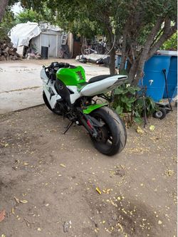 2004 Kawasaki Zx10r