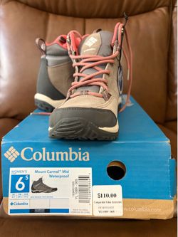 Columbia Women’s hiking boots 6.5