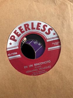 Hermanas Velazquez Peerless 45 Vinyl Record