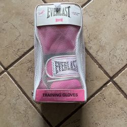 Brand-new never used Everlast breast cancer pink women’s Training gloves