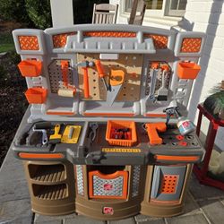 Step 2 - Tool Set And Work Bench - Great Condition