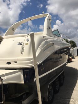 2005 Sea Ray 300 Sundancer Twin Engine Mercruiser “Brand New”