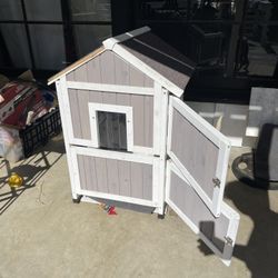 Small Dog/cat House 