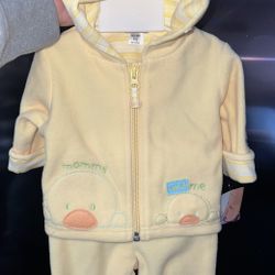 New 2pc Soft Fleece Outfit. 0/3m