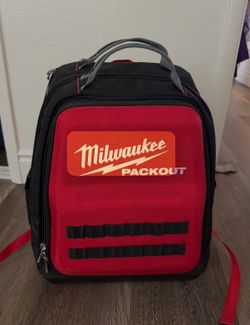 Milwaukee pack out backpack