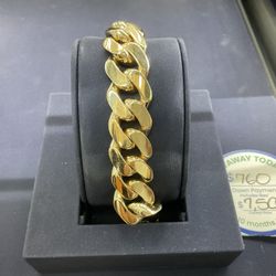 10kt Solid Gold Cuban Link Braceletes