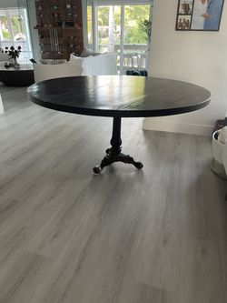 STUNNING CISCO HOME 60” black Round Pedestal Table With Gorgeous Iron Base- Over $2500 New