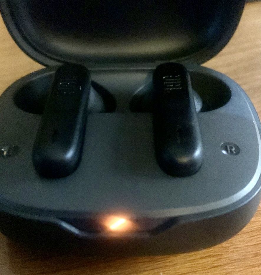 JBL Wireless Earbuds