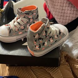 Baby Girl Shoes Size2 Brand Converse