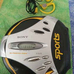 SONY CD PLAYER WALKMAN DIGITAL G-PROTECTION BASS WITH HEADPHONES TESTED WORK 