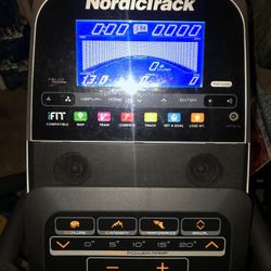 Nordic Track Eliptical 