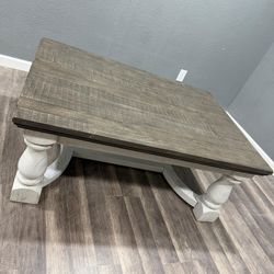 Havalance Coffee Table  Ashley