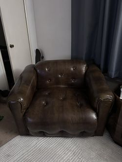 Free Leather Love Seats (2)