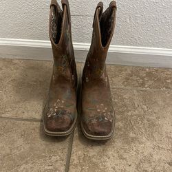 Girls cowgirl boots