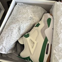 Nike Sb Jordan 4 Pine Green 