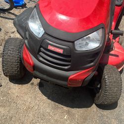 Tractor 