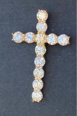 Jewelry Diamond cross charm pendant 18 K yellow gold 1.0 Ct Diamond women